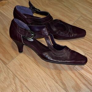 Vintage pumps. Very comfortable and stylish